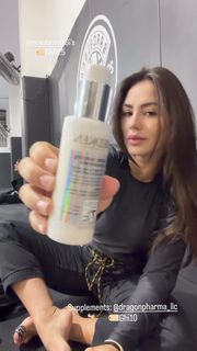 Giovanna Eburneo feet photo thumbnail