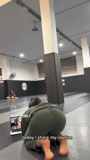 Giovanna Eburneo feet photo thumbnail