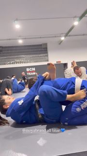 Giovanna Eburneo feet photo thumbnail