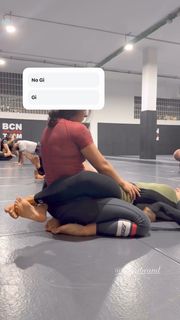 Giovanna Eburneo feet photo thumbnail