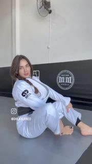 Giovanna Eburneo feet photo 4