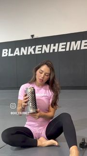Giovanna Eburneo feet photo 4