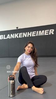 Giovanna Eburneo feet photo 3