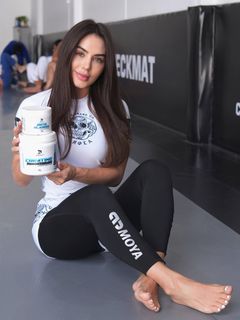 Giovanna Eburneo feet photo 11