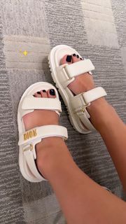 Giovanna Eburneo feet photo 15