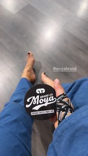 Giovanna Eburneo feet photo 15