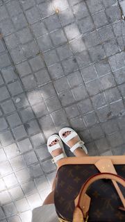 Giovanna Eburneo feet photo 13