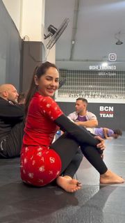 Giovanna Eburneo feet photo 10