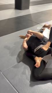 Giovanna Eburneo feet photo 4