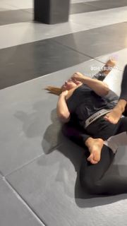 Giovanna Eburneo feet photo 3