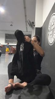 Giovanna Eburneo feet photo 9