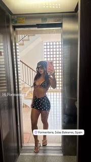 Giovanna Eburneo feet photo 1