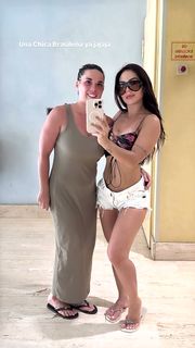 Giovanna Eburneo feet photo 1