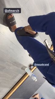Giovanna Eburneo feet photo 1