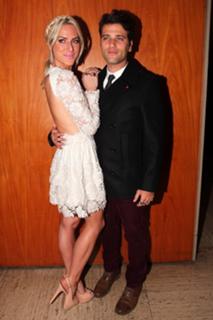 Giovanna Ewbank feet photo thumbnail