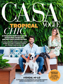 Giovanna Ewbank feet photo thumbnail