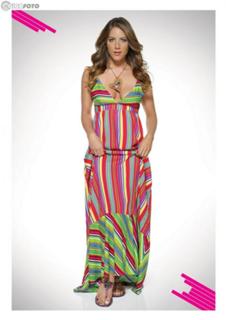 Giovanna Ewbank feet photo thumbnail