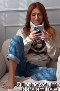 Giovanna Ewbank feet photo thumbnail