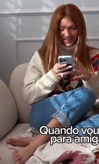 Giovanna Ewbank feet photo thumbnail