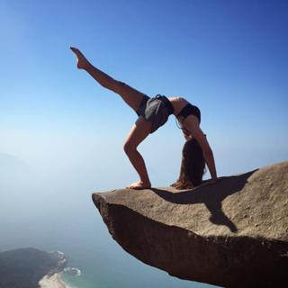 Giovanna Grigio feet photo thumbnail