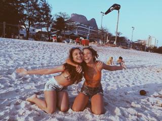 Giovanna Grigio feet photo thumbnail