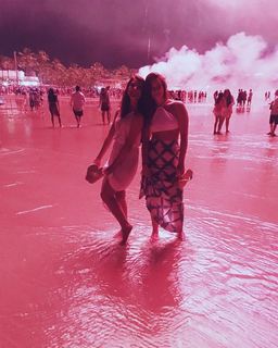 Giovanna Grigio feet photo thumbnail