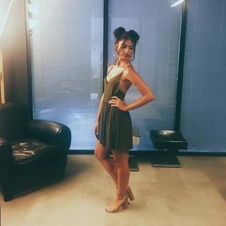 Giovanna Grigio feet photo thumbnail