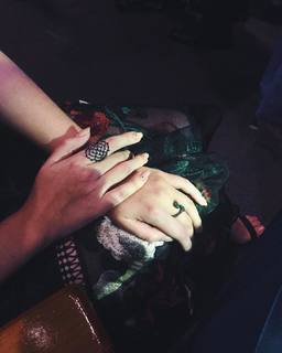 Giovanna Grigio feet photo thumbnail