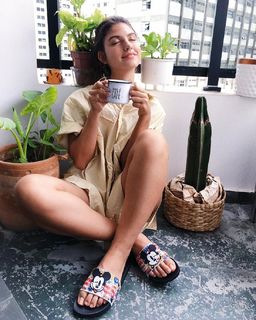 Giovanna Grigio feet photo thumbnail