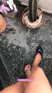 Giovanna Grigio feet photo thumbnail