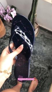 Giovanna Grigio feet photo thumbnail