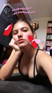 Giovanna Grigio feet photo thumbnail