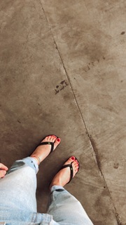 Giovanna Grigio feet photo thumbnail