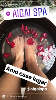 Giovanna Lancellotti feet photo thumbnail