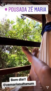 Giovanna Lancellotti feet photo thumbnail