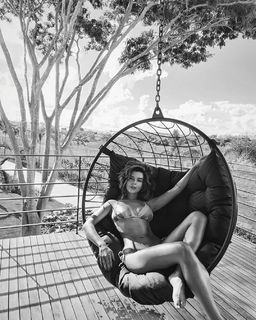 Giovanna Lancellotti feet photo thumbnail