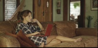 Giovanna Lancellotti feet photo thumbnail