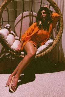 Giovanna Lancellotti feet photo thumbnail