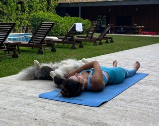 Giovanna Lancellotti feet photo thumbnail