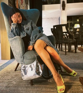 Giovanna Lancellotti feet photo thumbnail