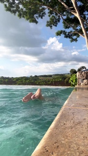Giovanna Lancellotti feet photo thumbnail