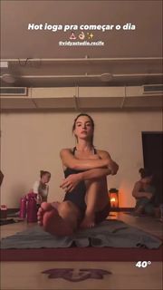 Giovanna Lancellotti feet photo 2