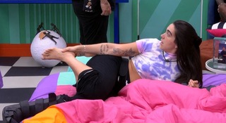 Giovanna Lima feet photo 10