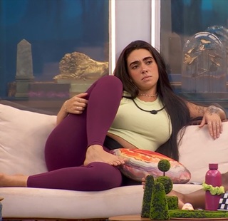 Giovanna Lima feet photo 12