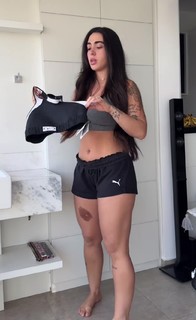 Giovanna Lima feet photo 6