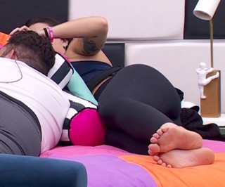 Giovanna Lima feet photo 9