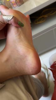 Giovanna Lima feet photo 2