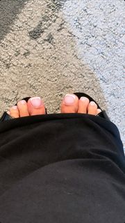 Giovanna Ramos feet photo 1