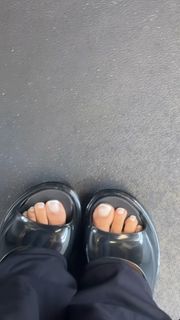 Giovanna Ramos feet photo 8
