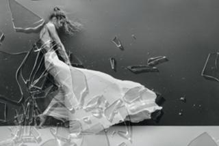 Gisele Bündchen feet photo thumbnail